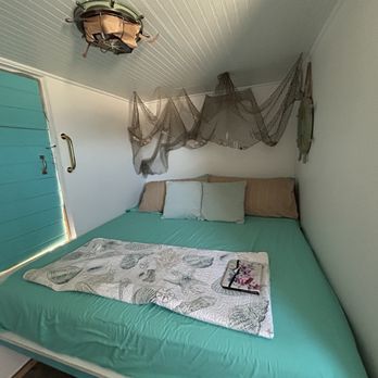 Hicksville Trailer Palace - Hotels Near Me - Joshua Tree, California