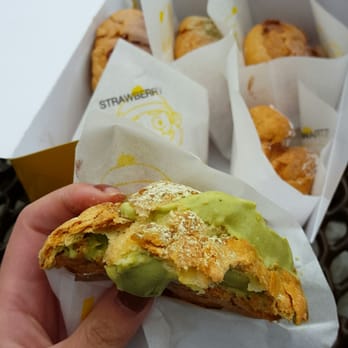 Beard Papa's - Desserts Near Me - Cupertino, California