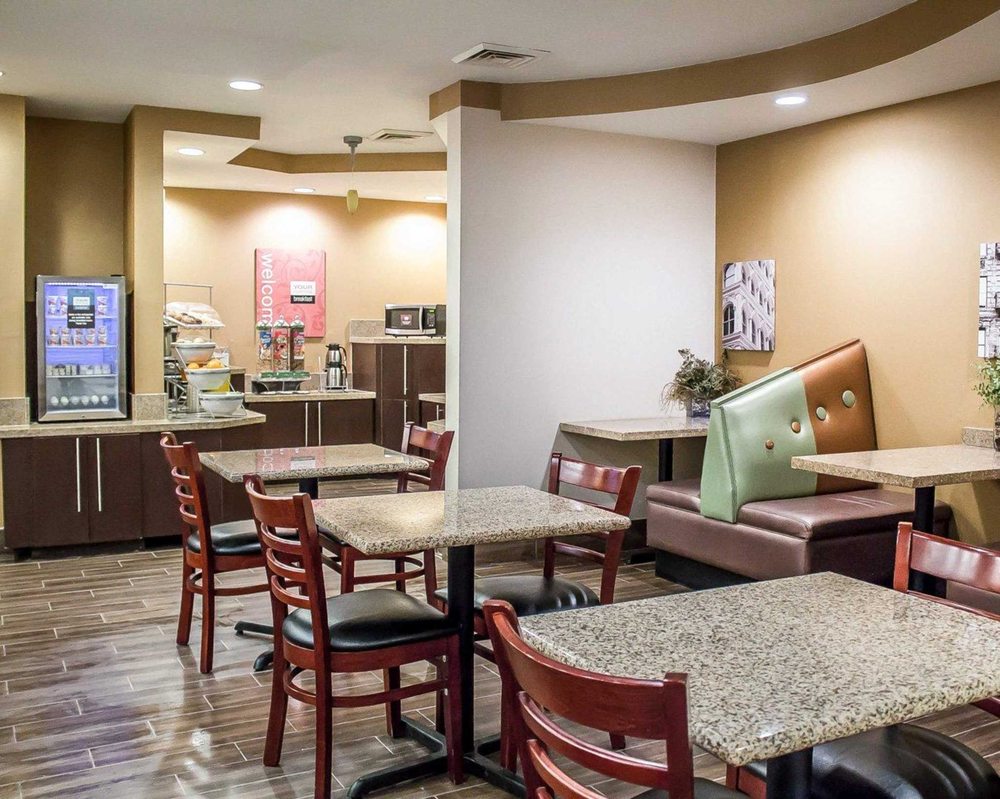 Comfort Suites Perrysburg - Toledo South