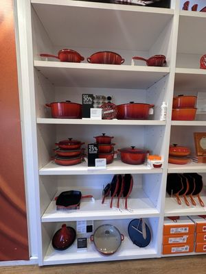 Le Creuset Outlet Store by null