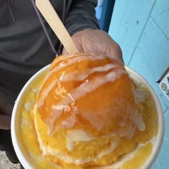 Waiola Shave Ice - Mango special - Ice Cream & Frozen Yogurt Near Me - Honolulu, Hawaii