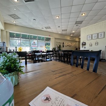 Big Sister's Kitchen - Barbeque Near Me - Duluth, Georgia