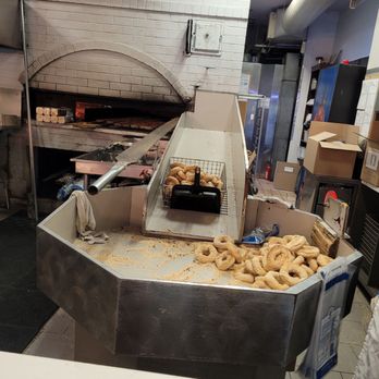 St-Viateur Bagel - So fresh! - Bagels Near Me - Montreal, Quebec St-Viateur Bagel - So fresh! - Bagels Near Me - Montreal, Quebec