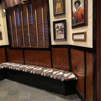 LongHorn Steakhouse - Steakhouses Near Me - Solon, Ohio