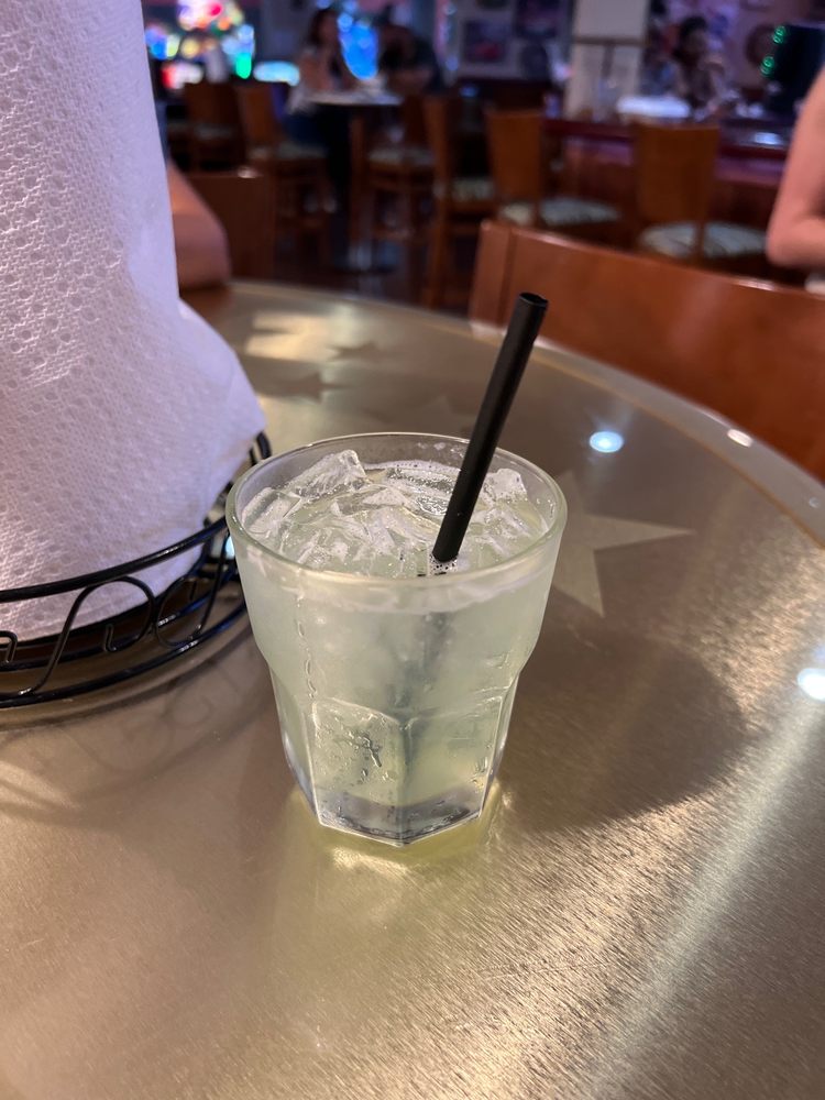 Maggie’s Bar & Restaurant Image