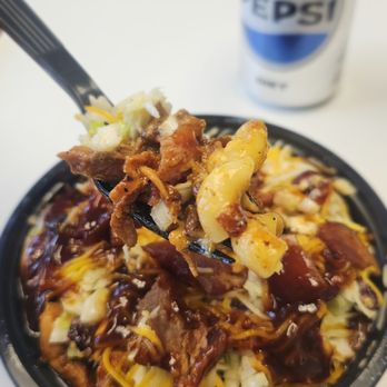 Boogie Bonez Bbq - 6-10-26 pork bbq sundae bowl #yum #ReviewsByRL - Food Trucks Near Me - Indianapolis, Indiana