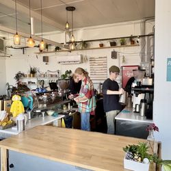 Lost Coffee - Overview of the coffee bar