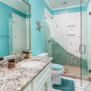 Summer's Abbey Flooring Center - a bathroom with blue walls - Flooring Near Me - Port Neches, Texas Summer's Abbey Flooring Center - a bathroom with blue walls - Flooring Near Me - Port Neches, Texas