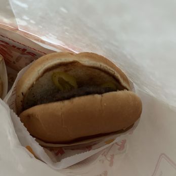 In-N-Out Burger - Bread, meat and chillies that's it - Fast Food Near Me - Yucaipa, California In-N-Out Burger - Bread, meat and chillies that's it - Fast Food Near Me - Yucaipa, California