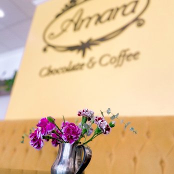 Amara Chocolate & Coffee - Inside table - Coffee & Tea Near Me - Pasadena, California Amara Chocolate & Coffee - Inside table - Coffee & Tea Near Me - Pasadena, California