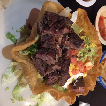 Luna's Mexican Restaurant - Fajita Salad-Beef - Mexican Near Me - Baytown, Texas Luna's Mexican Restaurant - Fajita Salad-Beef - Mexican Near Me - Baytown, Texas