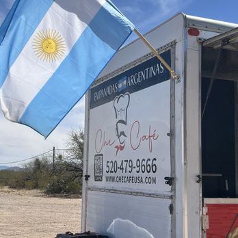 Che Cafe Empanadas Argentinas - Che Cafe Food Truck - Empanadas Near Me - Tucson, Arizona