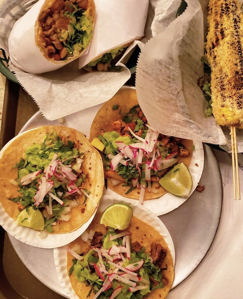 La Lupe Cantina
