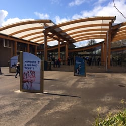 ZSL Whipsnade Zoo - Entrance