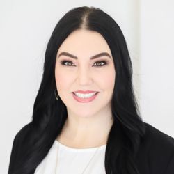 Kelli Cowans Realty - Fathom Realty - Kelli Cowans 
Award Winning Realtor
Top Producer