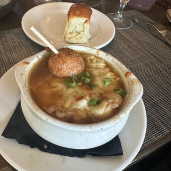 Summer House Steak & Seafood - French onion soup. Yum - Seafood Near Me - Siesta Key, Florida Summer House Steak & Seafood - French onion soup. Yum - Seafood Near Me - Siesta Key, Florida