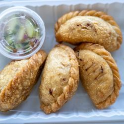 Thai Palace - Chicken curry puffs