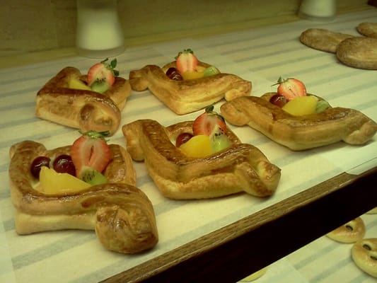 Regent Bakery & Cafe by null