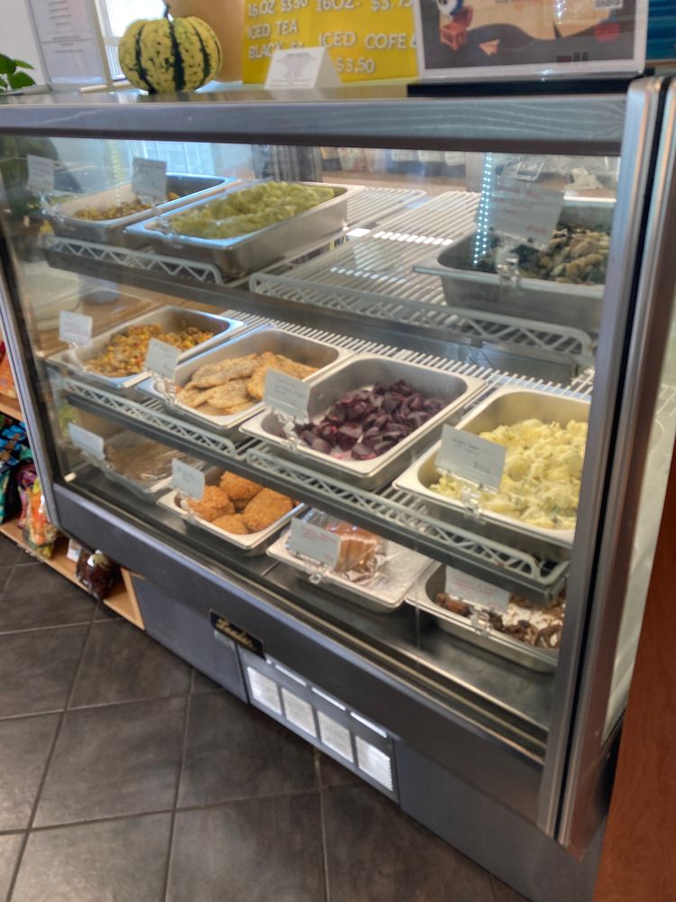 Misto Eats - dessert, interior - Cafes Near Me - Red Hook, New York Misto Eats - dessert, interior - Cafes Near Me - Red Hook, New York