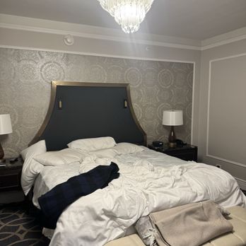 Fairmont Hotel Vancouver - Hotels Near Me - Vancouver, British Columbia