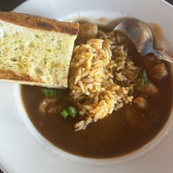 Razzoo's Cajun Cafe - Shrimp etoufee - Cajun/Creole Near Me - College Station, Texas