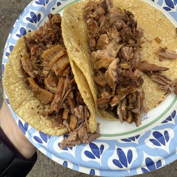 Zamora Carnitas - Undressed mixto tacos - Food Trucks Near Me - Oakland, California