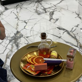 Luxx Nail Bar - Opted for the citrus option. The other option was cucumber which I'm sure would have been equally lovely - Nail Salons Near Me - Georgetown, Texas