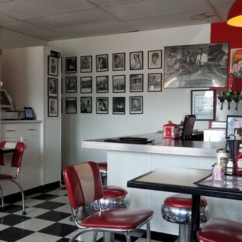 Pazi's Place - a black and white checkered floor - Diners Near Me - East Providence, Rhode Island Pazi's Place - a black and white checkered floor - Diners Near Me - East Providence, Rhode Island