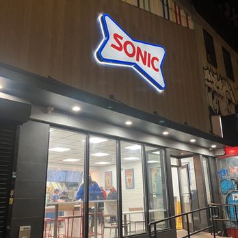 Sonic Drive-In - sonic drive - in at night - Burgers Near Me - Brooklyn, New York Sonic Drive-In - sonic drive - in at night - Burgers Near Me - Brooklyn, New York