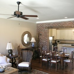 Myrtle Grove Townhomes - Open Floor Plan with 10' Ceilings and Gourmet Kitchen with Stainless Steel Appliance & Gas Commercial Grade Range.