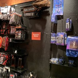 Spirit Halloween - Ala Moana - Cool decors