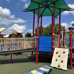 Warrenton Aquatic and Recreation Facility