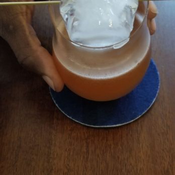 Senia - Cocktail Bars Near Me - Honolulu, Hawaii
