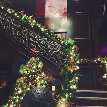 Del Frisco's Double Eagle Steakhouse - Beautiful lobby! - Seafood Near Me - Boston, Massachusetts