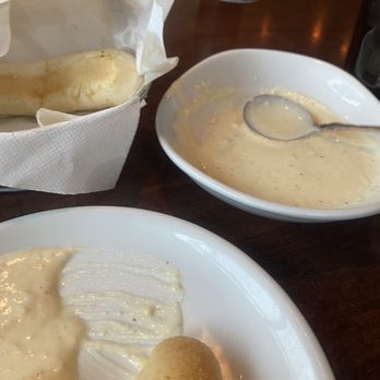 Olive Garden Italian Restaurant - Alfredo dipping sauce - Italian Near Me - Gainesville, Florida Olive Garden Italian Restaurant - Alfredo dipping sauce - Italian Near Me - Gainesville, Florida