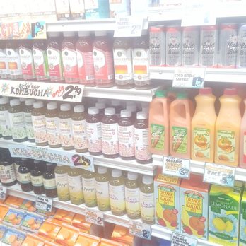 Trader Joe's - Grocery Near Me - Chicago, Illinois