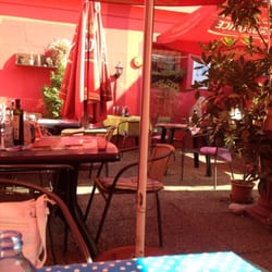 Pizza restaurant Antonio - Příjemná zahrádka, 3 parkovací místa.