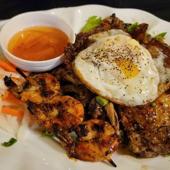 Green Tree - Grilled Combo Plate, $14.95 – 5 Stars - Vietnamese Near Me - Seattle, Washington Green Tree - Grilled Combo Plate, $14.95 – 5 Stars - Vietnamese Near Me - Seattle, Washington