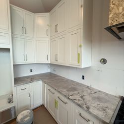 Finishing up a job with a miter edge in Los Gatos
