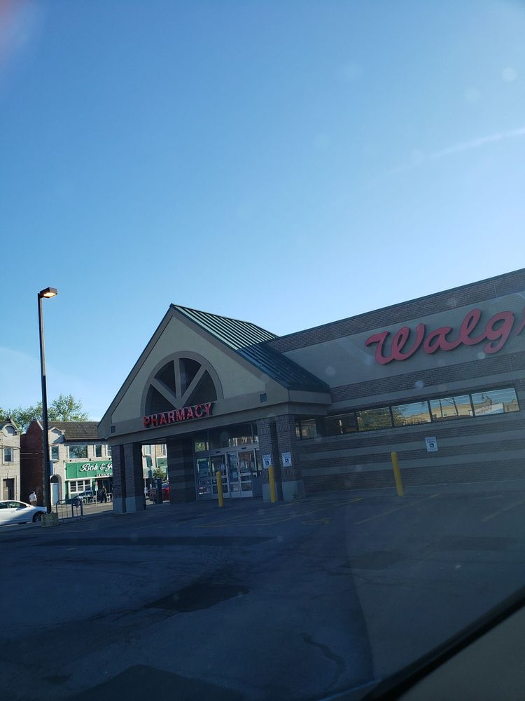WALGREENS Updated June 2024 23 Photos & 13 Reviews 1556 Hertel