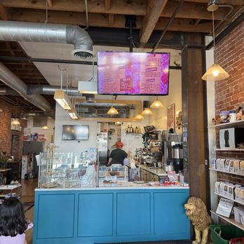 Recreational Coffee - Coffee & Tea Near Me - Long Beach, California