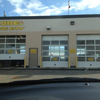 Lube City - Waiting for an oil change - Oil Change Stations Near Me - Edmonton, Alberta Lube City - Waiting for an oil change - Oil Change Stations Near Me - Edmonton, Alberta