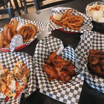 D-spot - Chicken Wings Near Me - Oakdale, Minnesota D-spot - Chicken Wings Near Me - Oakdale, Minnesota