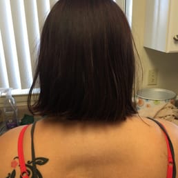 Picture of what's supposed to be a "shoulder length" cut. I have uneven pieces of hair. Picture of what's supposed to be a "shoulder length" cut. I have uneven pieces of hair.
