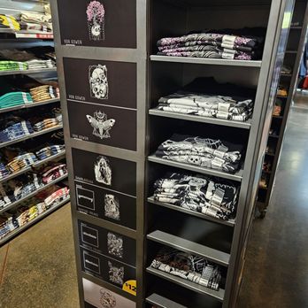 Spencer's Gifts - Shirts - Accessories Near Me - Valencia, California Spencer's Gifts - Shirts - Accessories Near Me - Valencia, California