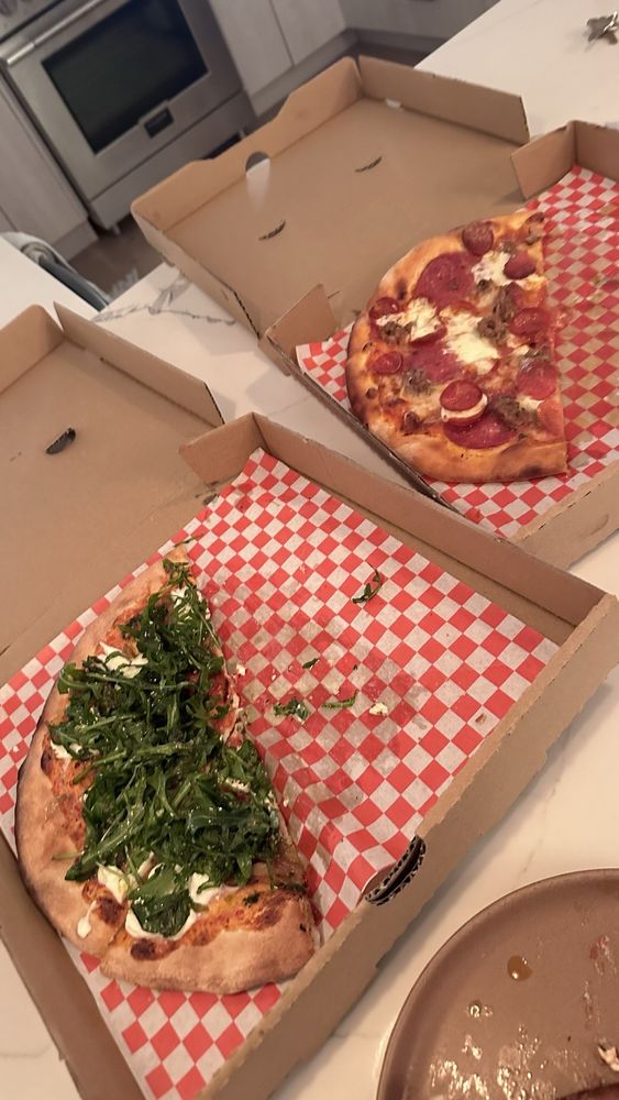 Nico's Pizza