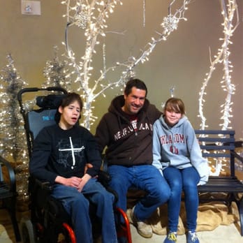 Life Church - Christmas Decor at Lifechurch! - Churches Near Me - Midwest City, Oklahoma