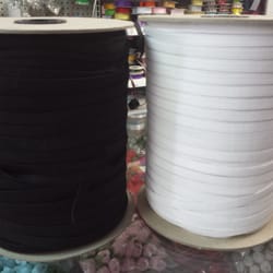 Miami Lace - Elastic in different sizes.