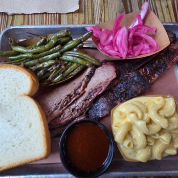 The Pit Room - Museum District - Barbeque Near Me - Houston, Texas