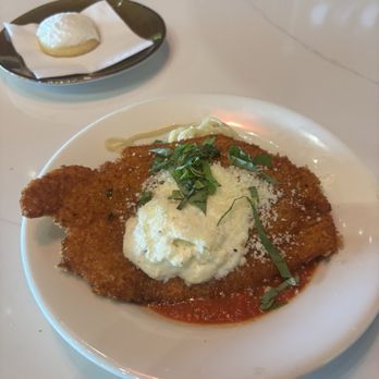 M'tucci's Twenty-Five - Chicken Milanese Burrata - Italian Near Me - Albuquerque, New Mexico